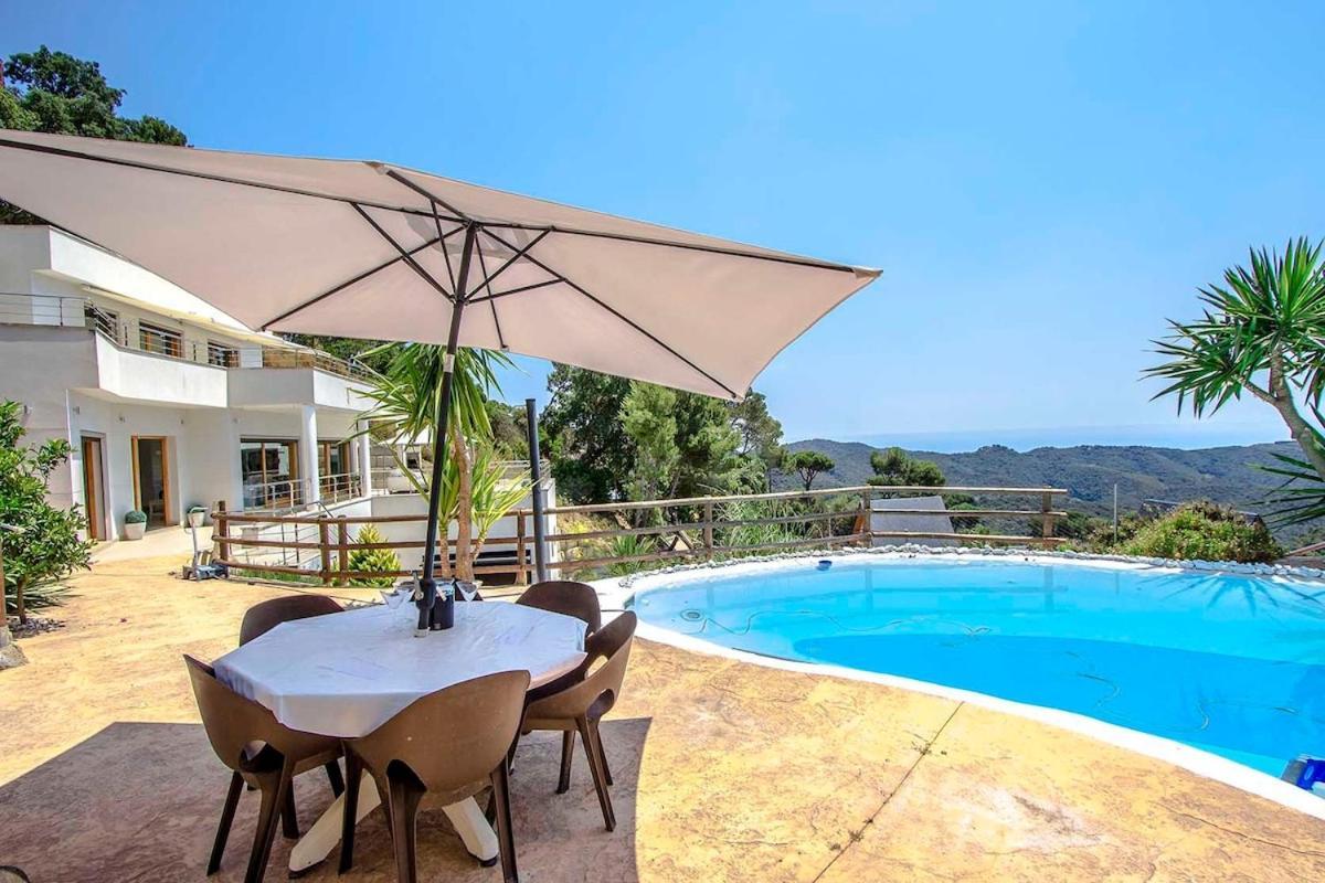 Catalunya Casas Modern Magnificence , Only A Few Km To The Beach! Sant Cebrià de Vallalta Екстериор снимка
